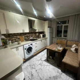 In Khirdalan 70.0 m² apartment is for rent - Image 9