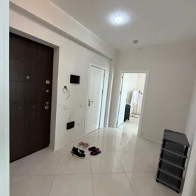 In Baku 76.0 m² apartment is for sale - Image 2