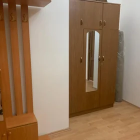 In Baku 70.0 m² apartment is for rent - Image 2
