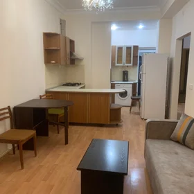 In Baku 70.0 m² apartment is for rent - Image 5