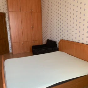 In Baku 70.0 m² apartment is for rent - Image 10