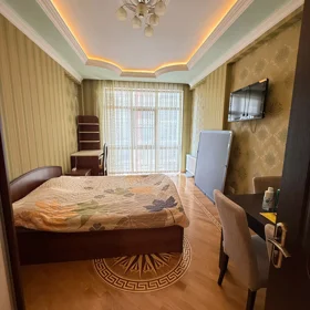 In Baku 126.0 m² apartment is for rent - Image 4