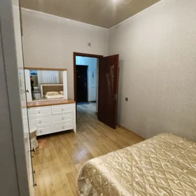 In Baku 60.0 m² apartment is for rent - Image 5