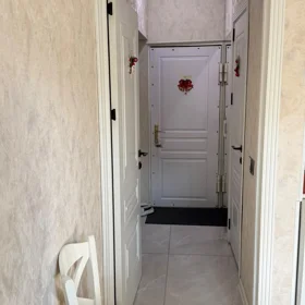 In Baku 70.0 m² apartment is for sale - Image 4