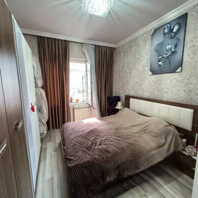 In Baku 70.0 m² apartment is for sale - Image 9