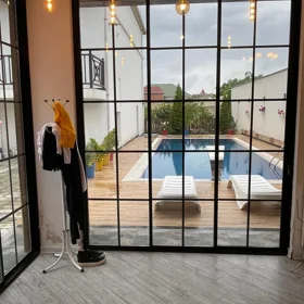 In nan 300.0 m² house with 5.0 rooms is for sale - Image 10