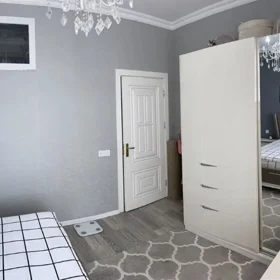 In Baku 60.0 m² apartment is for rent - Image 4