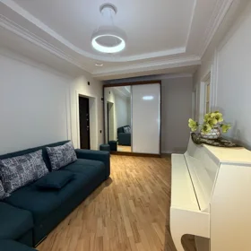 In Baku 105.0 m² apartment is for sale - Image 2