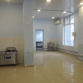 In Baku 155.0 m² commercial is for sale - Image 3