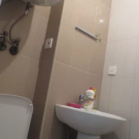 In Baku 155.0 m² commercial is for sale - Image 9
