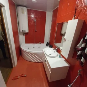 In Binəqədi rayonu 98.0 m² apartment is for rent - Image 6