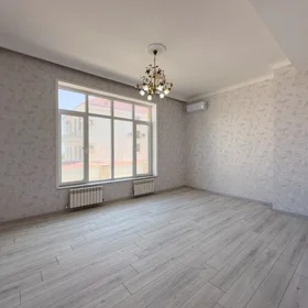 In Baku 90.0 m² apartment is for rent - Image 2