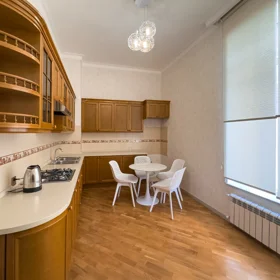 In Baku 90.0 m² apartment is for rent - Image 5