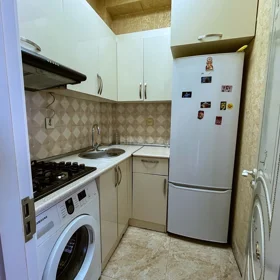 In Baku 70.0 m² apartment is for rent - Image 5