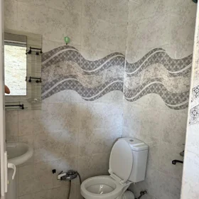 In Baku 35.0 m² house with 2.0 rooms is for rent - Image 6