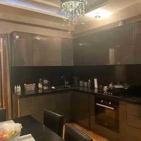 In Baku 104.0 m² apartment is for sale - Image 2