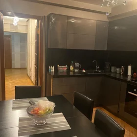 In Baku 104.0 m² apartment is for sale - Image 3