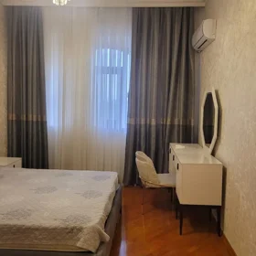 In Səbail rayonu 70.0 m² apartment is for rent - Image 4