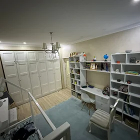 In Baku 115.0 m² apartment is for sale - Image 2