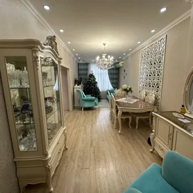 In Baku 115.0 m² apartment is for sale - Image 3
