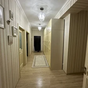 In Baku 115.0 m² apartment is for sale - Image 7