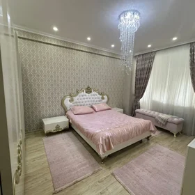 In Baku 115.0 m² apartment is for sale - Image 9