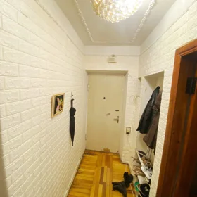 In Baku 70.0 m² apartment is for sale - Image 8
