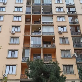 In Baku 88.0 m² apartment is for sale - Image 2