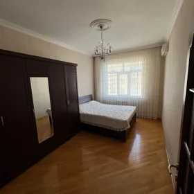 In Baku 167.0 m² apartment is for sale - Image 2