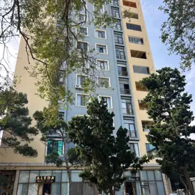 In Baku 105.0 m² apartment is for sale - Image 3