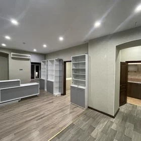 In Səbail rayonu 70.0 m² commercial is for rent - Image 4