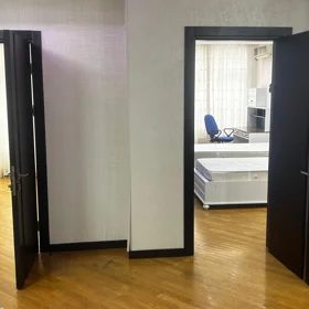 In Baku 120.0 m² apartment is for rent - Image 5