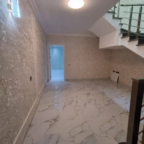 In Baku 220.0 m² house with 8.0 rooms is for sale - Image 10