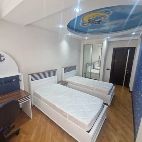 In Baku 125.0 m² apartment is for rent - Image 7