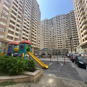 In Baku 85.0 m² apartment is for sale