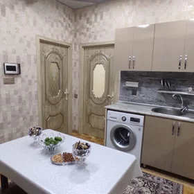 In Baku 65.0 m² apartment is for rent - Image 2