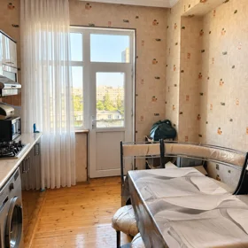 In Baku 90.0 m² apartment is for rent - Image 9