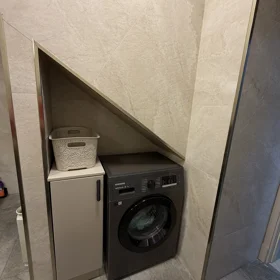 In Baku 75.0 m² apartment is for rent - Image 2