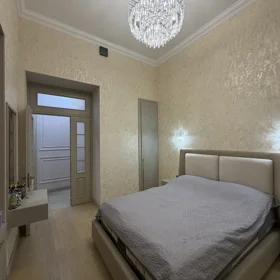 In Baku 75.0 m² apartment is for rent - Image 5