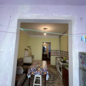 In Baku 80.0 m² apartment is for sale - Image 2