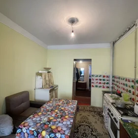 In Baku 80.0 m² apartment is for sale - Image 7