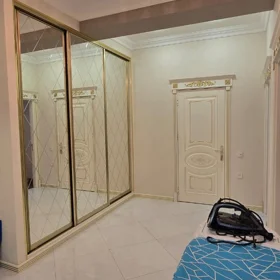In Baku 90.0 m² apartment is for rent - Image 2