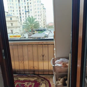In Khirdalan 53.0 m² apartment is for sale - Image 6