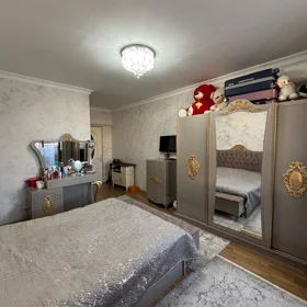 In Baku 110.0 m² apartment is for rent - Image 5