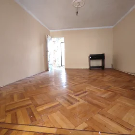 In Binəqədi rayonu 55.0 m² apartment is for sale - Image 6