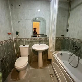 In Baku 55.0 m² apartment is for sale - Image 8