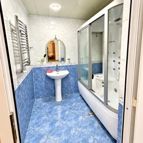 In Baku 88.0 m² apartment is for sale - Image 8