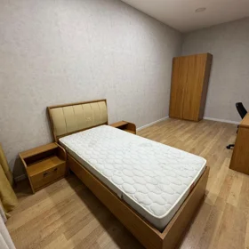 In Baku 150.0 m² apartment is for rent - Image 2