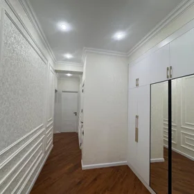 In Baku 66.0 m² apartment is for sale - Image 5
