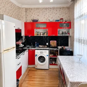 In Baku 75.0 m² apartment is for sale - Image 2